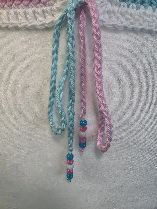 Crocheted Dual-Color Corset Halter Top - Picture 7 of 9